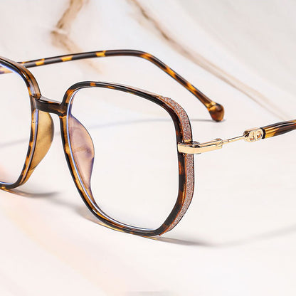 Gerda Eyeglasses in Warm Tortoise