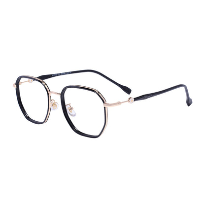 Siek Eyeglasses in Black