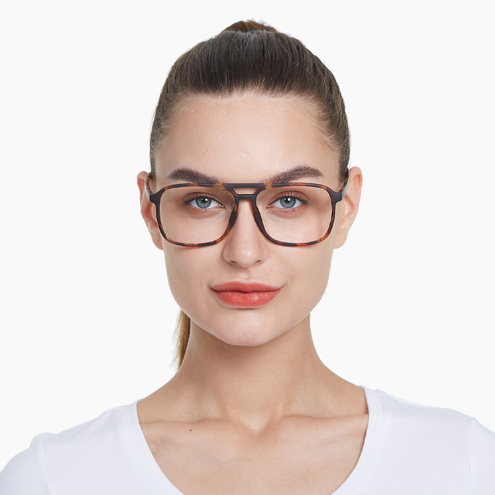 Bess Eyeglasses in Warm Tortoise